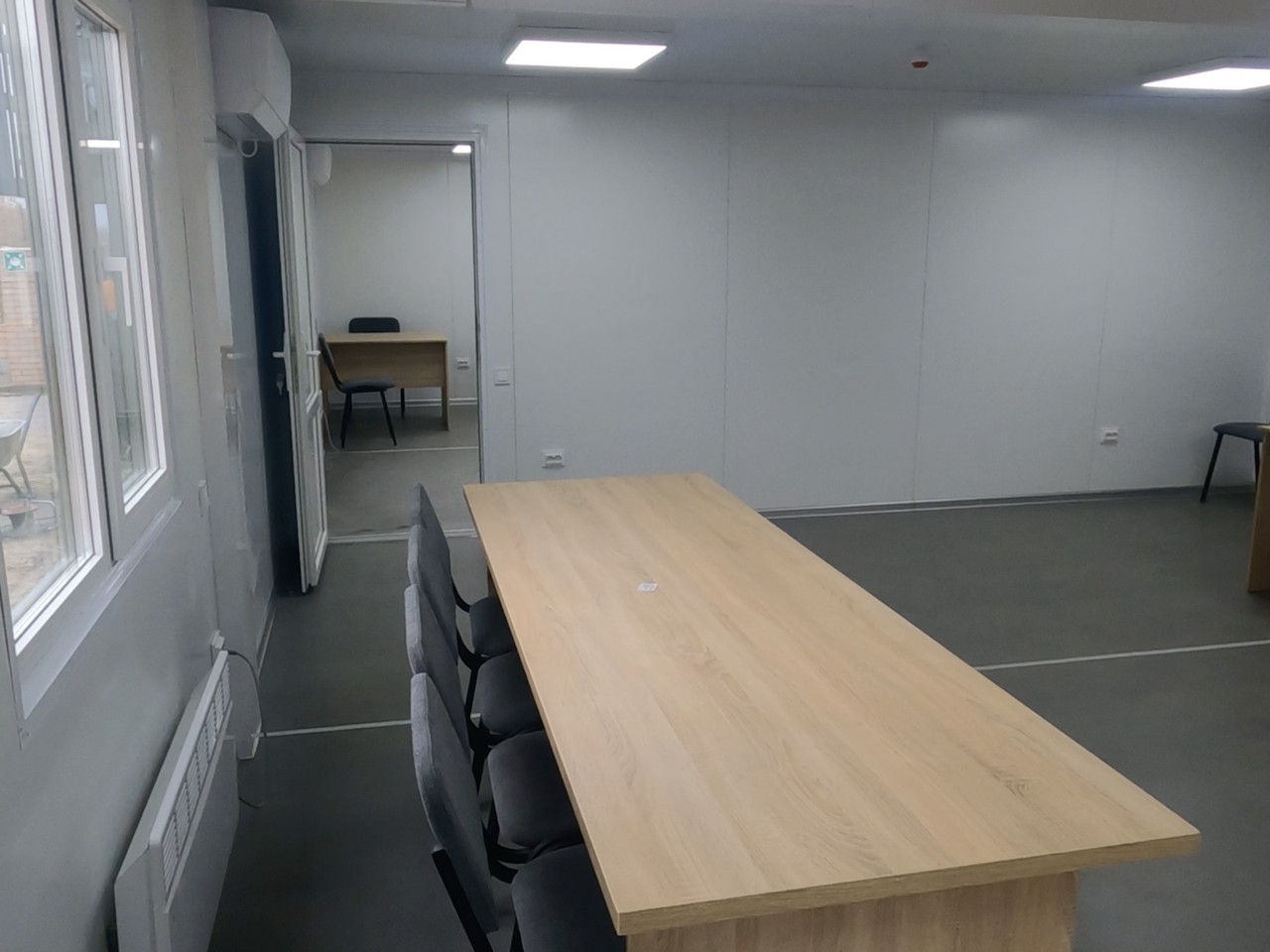 210 Модульний офіс на 8 людей 210 Модульний офіс на 8 людей