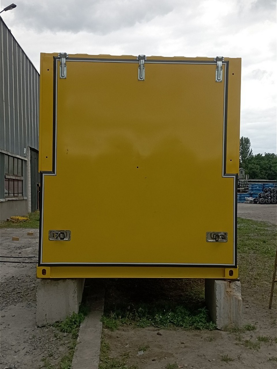 Мобільний зварний завод для зварювання рельсів Мобільний зварний завод для зварювання рельсів