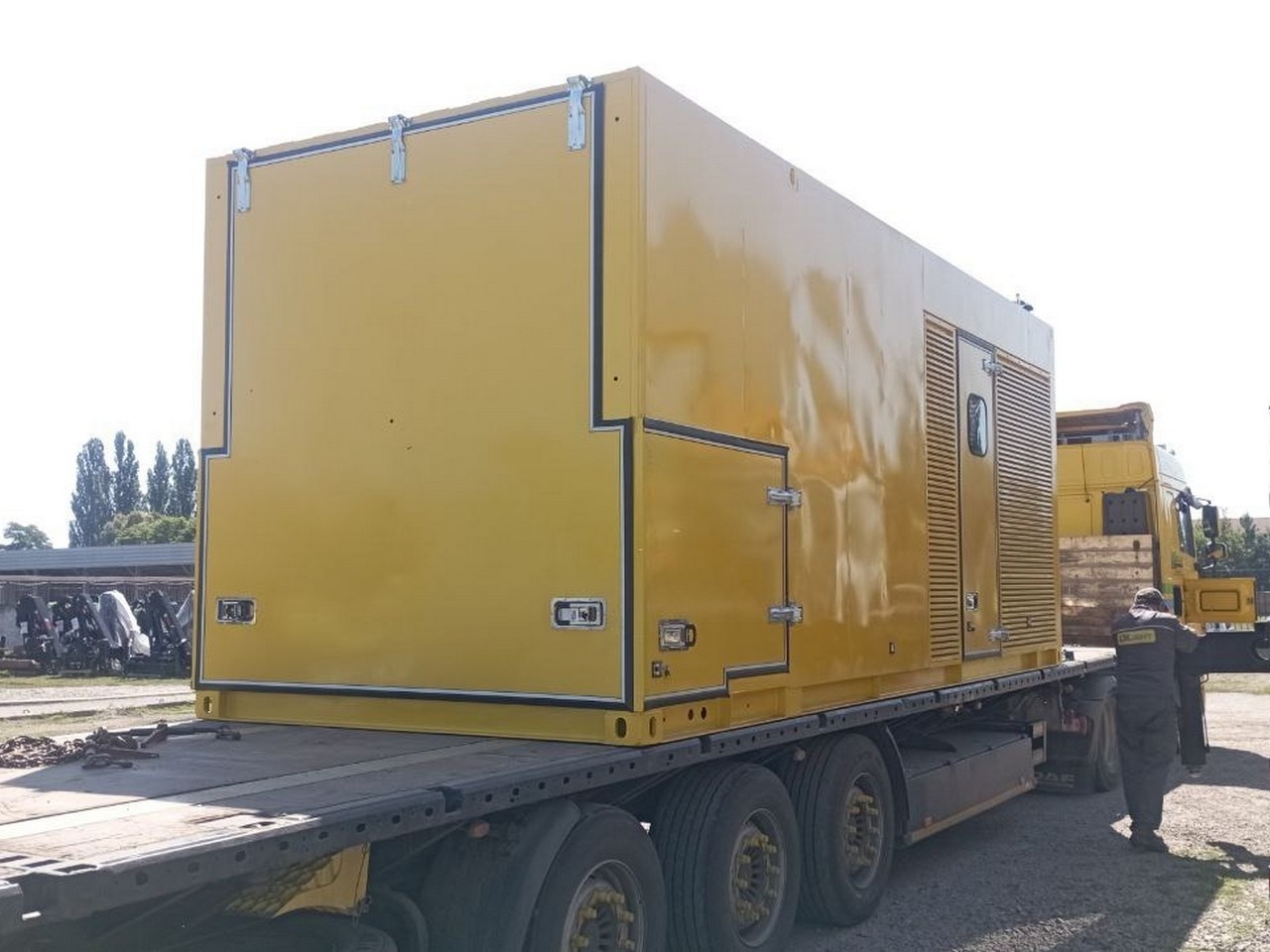 Мобільний зварний завод для зварювання рельсів Мобільний зварний завод для зварювання рельсів