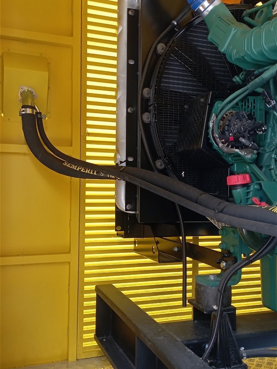 Мобільний зварний завод для зварювання рельсів Мобільний зварний завод для зварювання рельсів