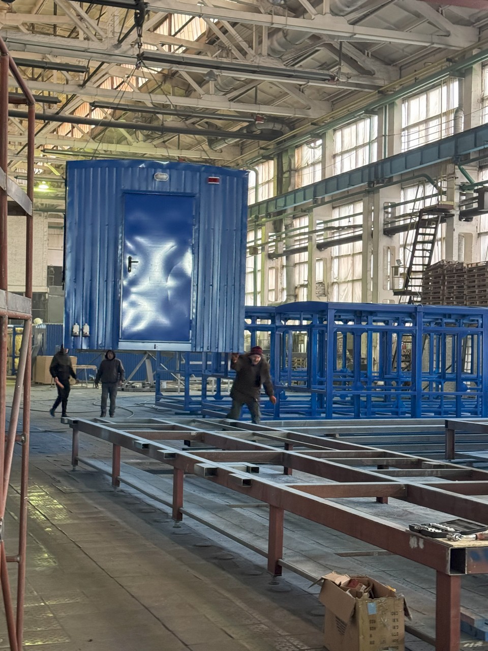 Вагон-побутівка на шасі Вагон-побутівка на шасі